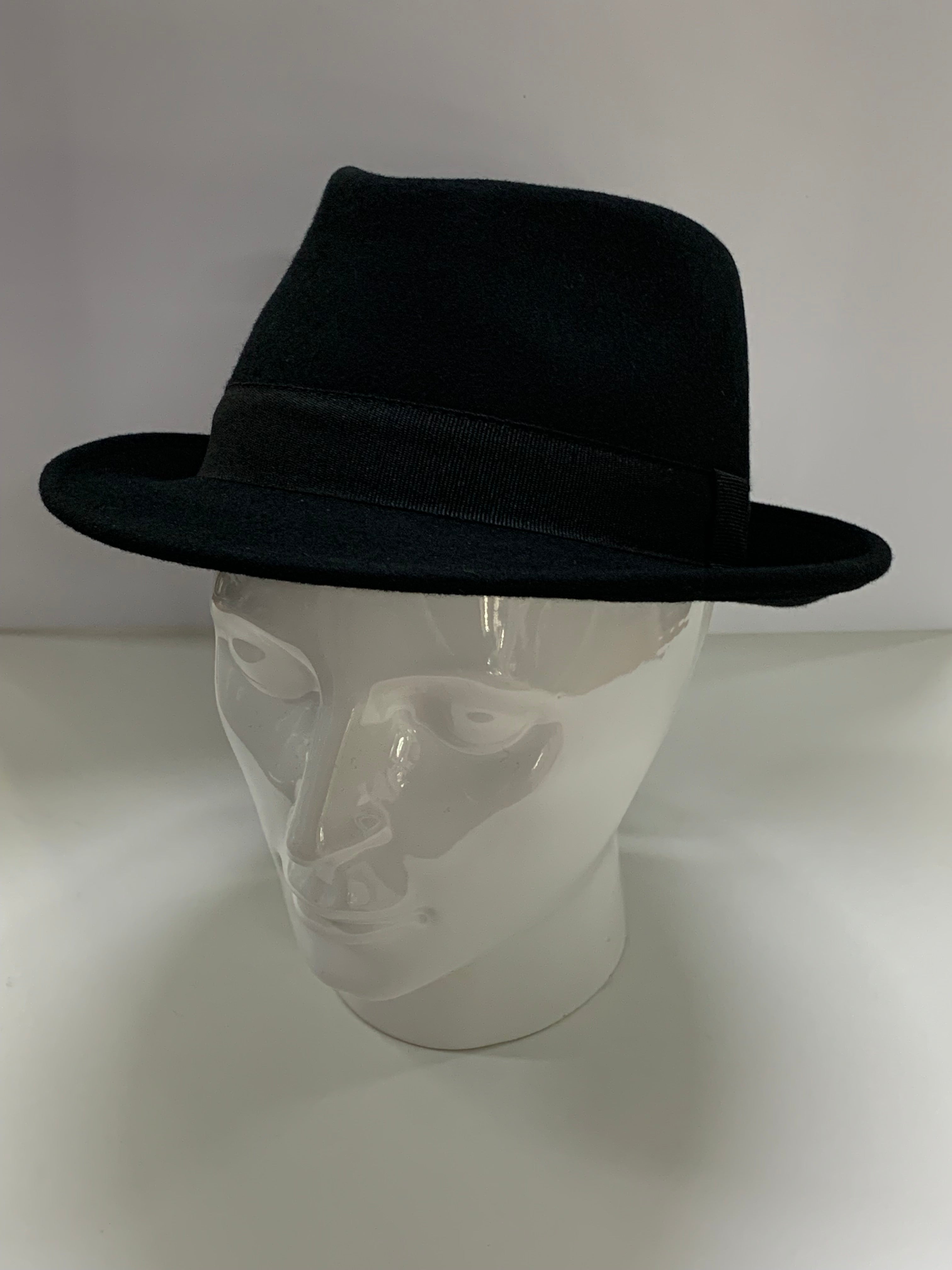 Trilby Noir