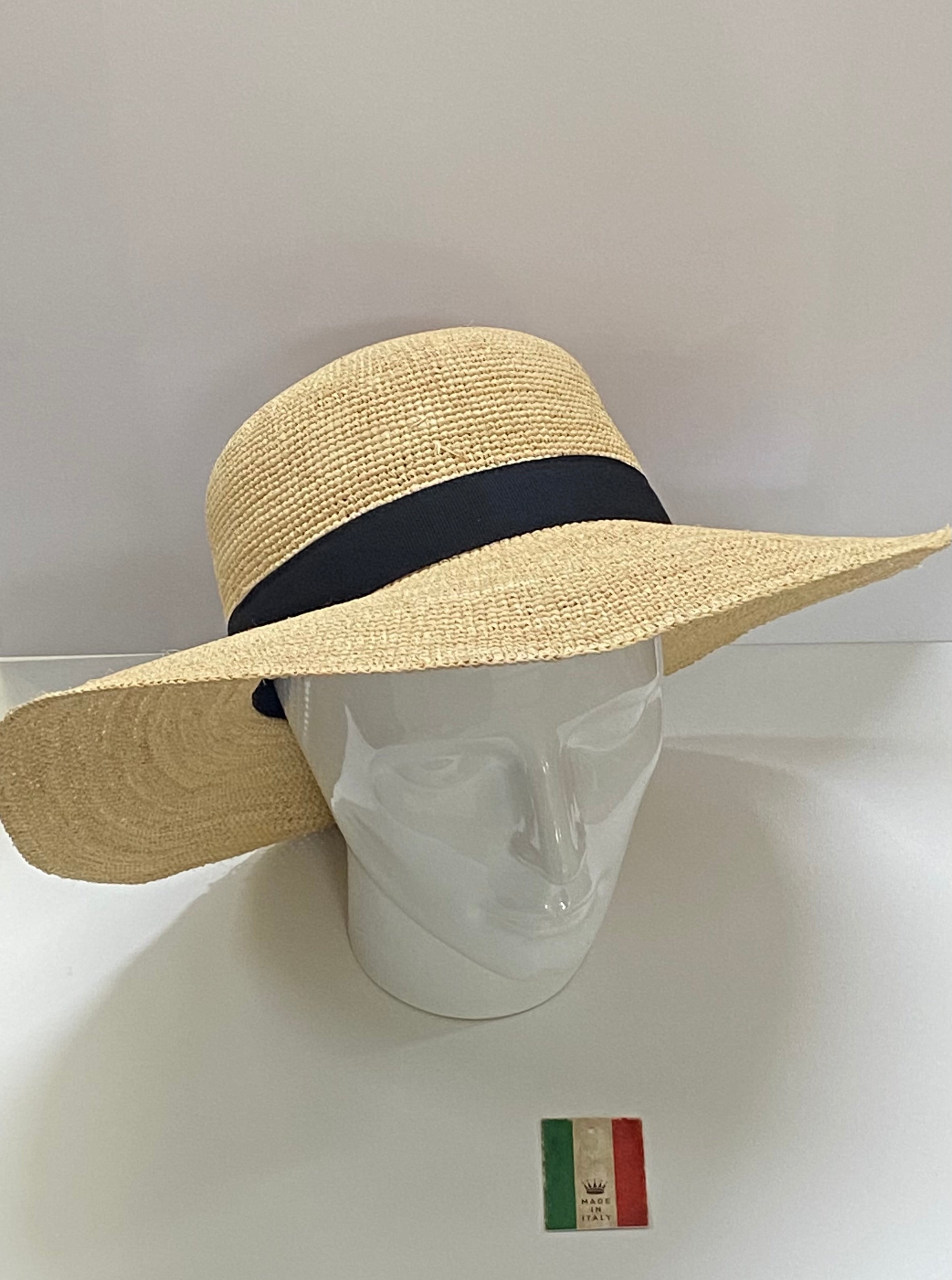 Capeline en Raphia Crochet