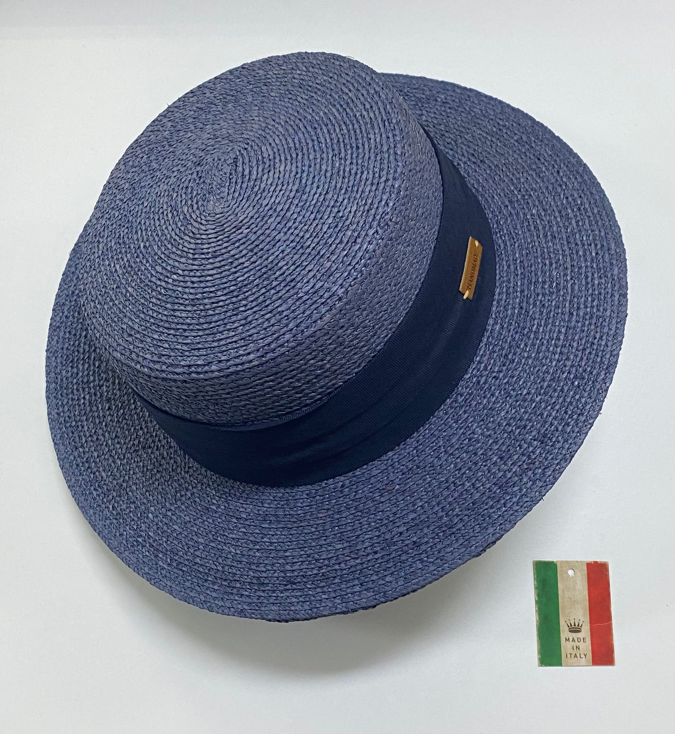 Canotier en raphia coloré