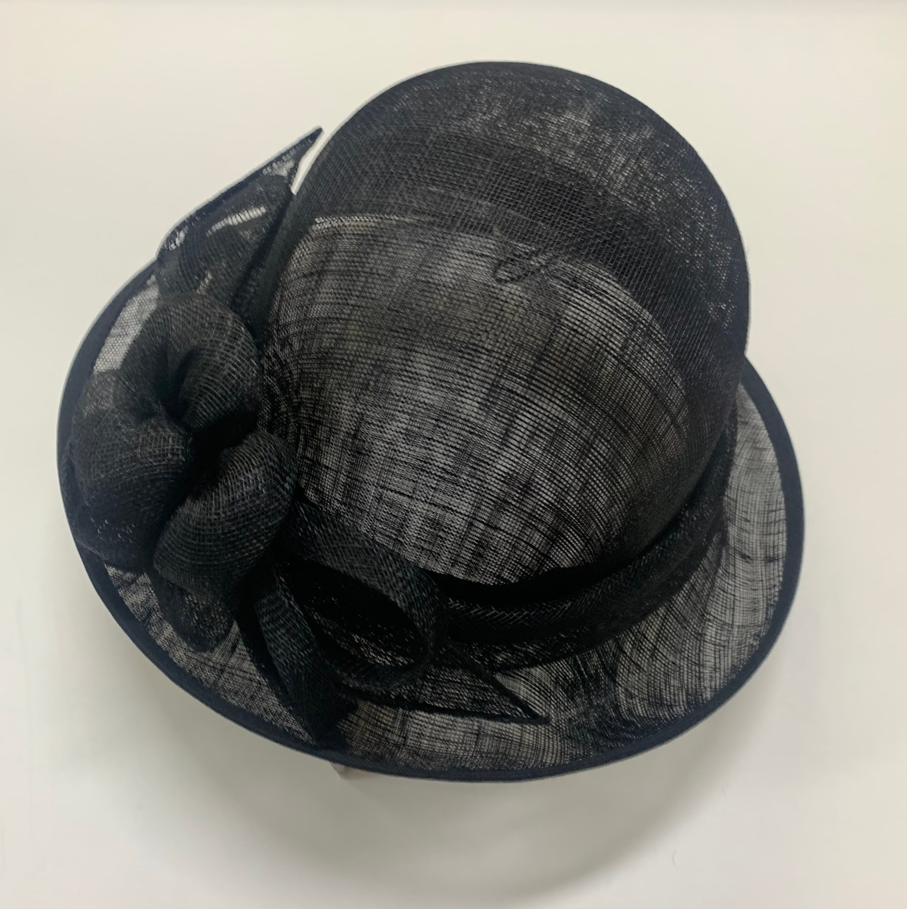 Chapeaux de cérémonie Cloche